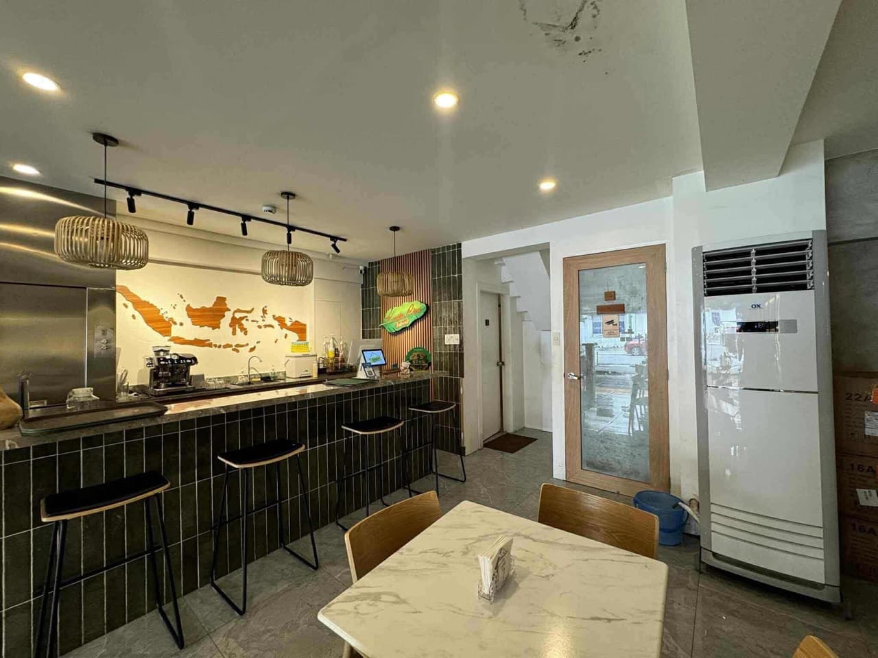 Yakal st. Commercial space makati